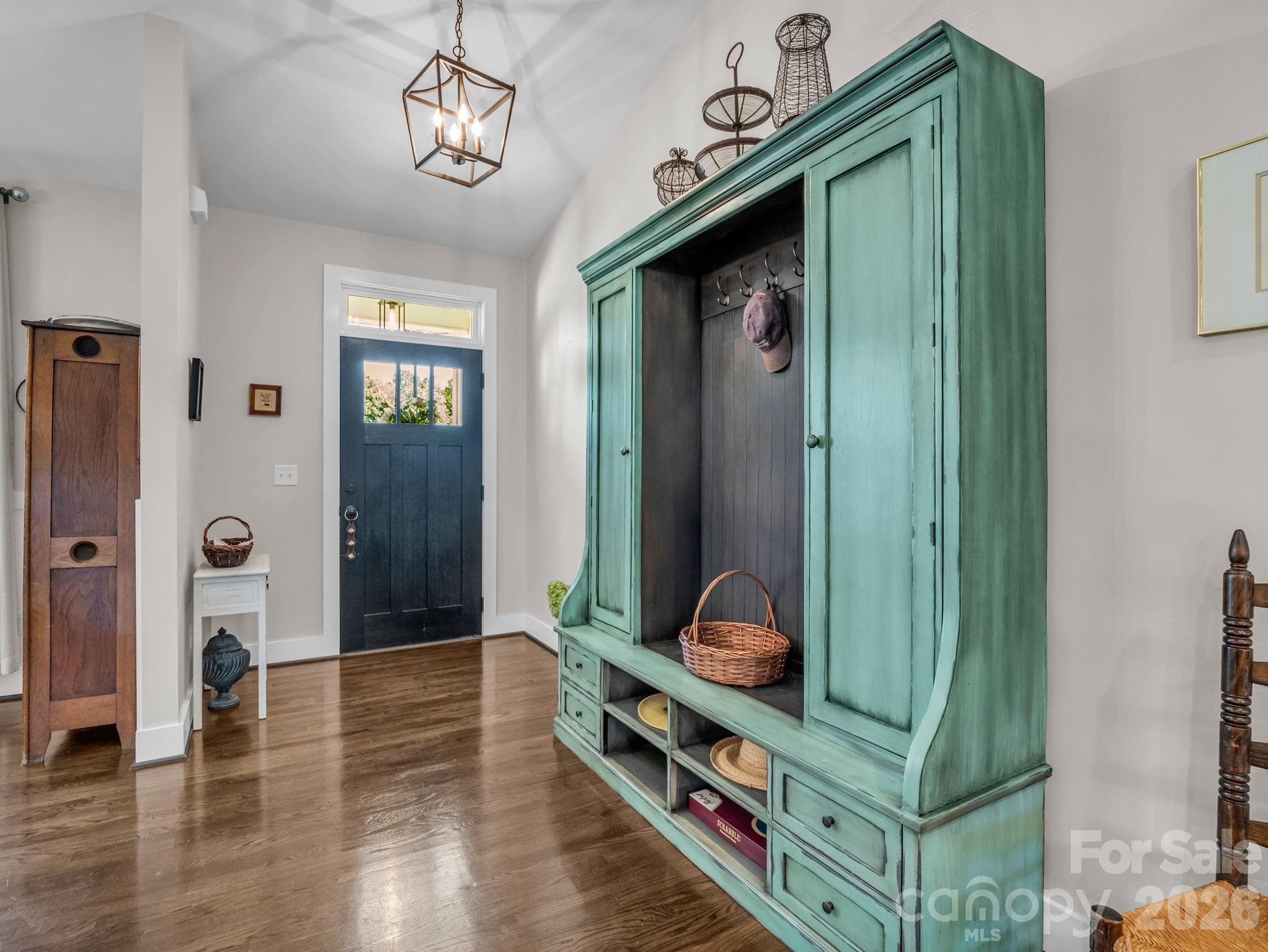 Single Family Residence at 718 Tinsberry Lane, Inman, photo 11 of 48