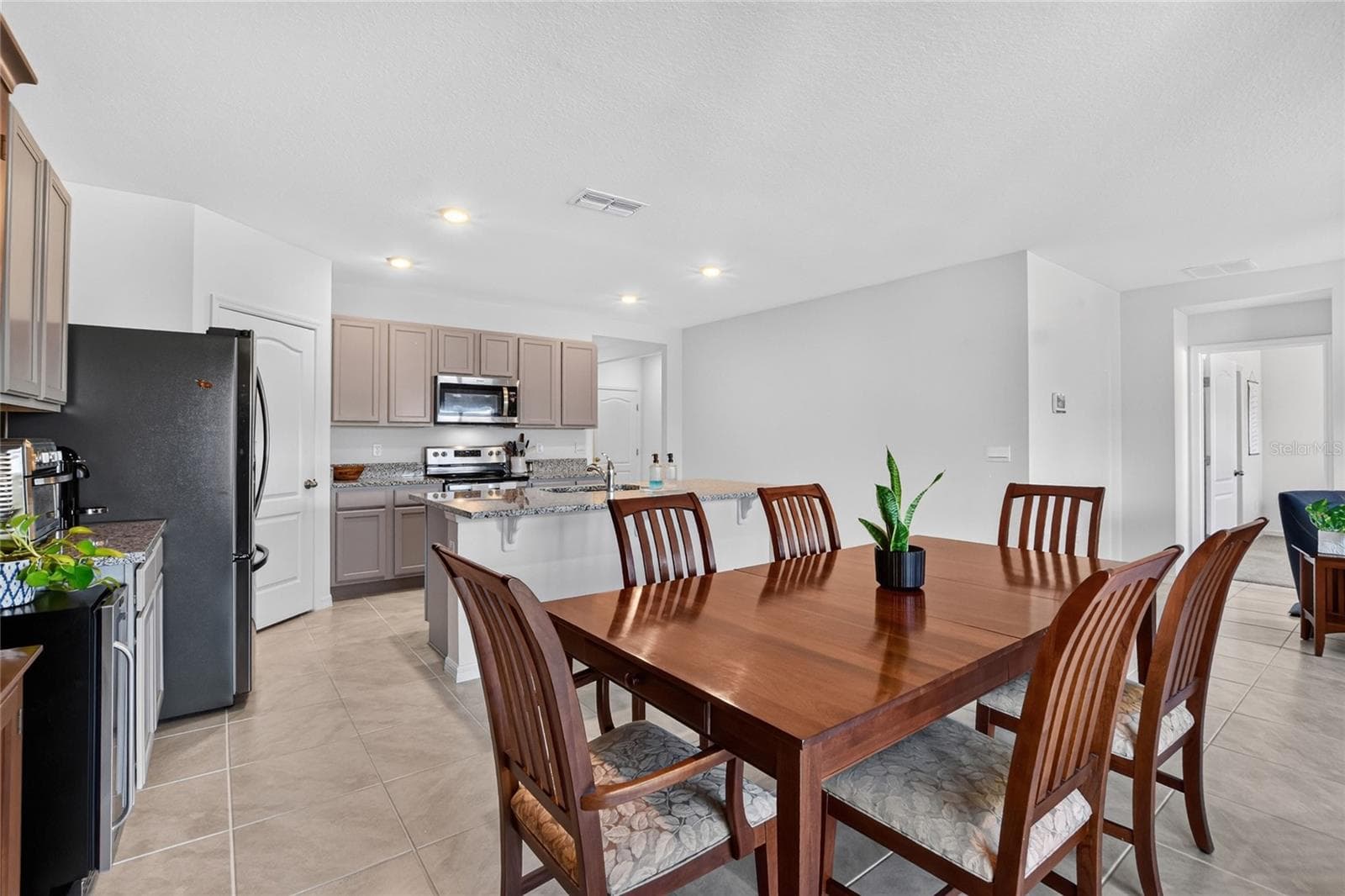 Single Family Residence at 3645 DIVING DOVE LN, BARTOW, photo 13 of 44
