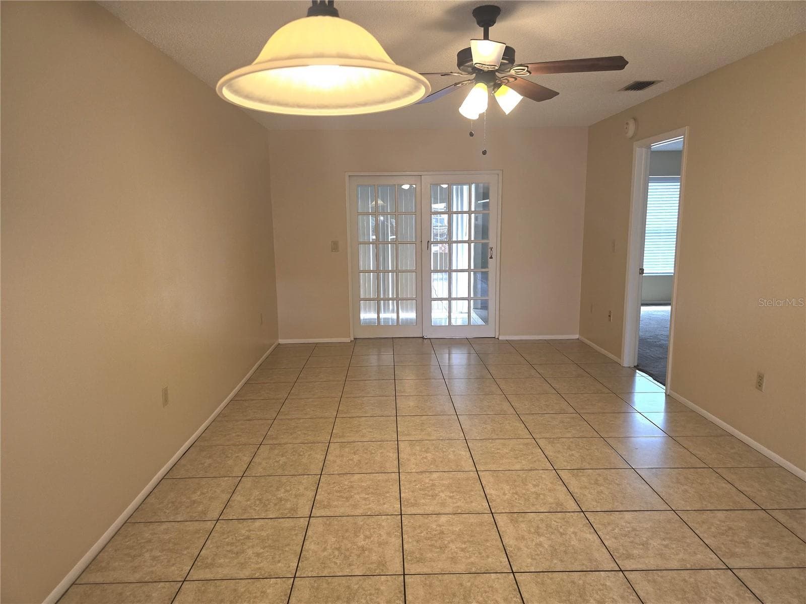 Single Family Residence at 2912 WAINWRIGHT CT, NEW PORT RICHEY, photo 6 of 37