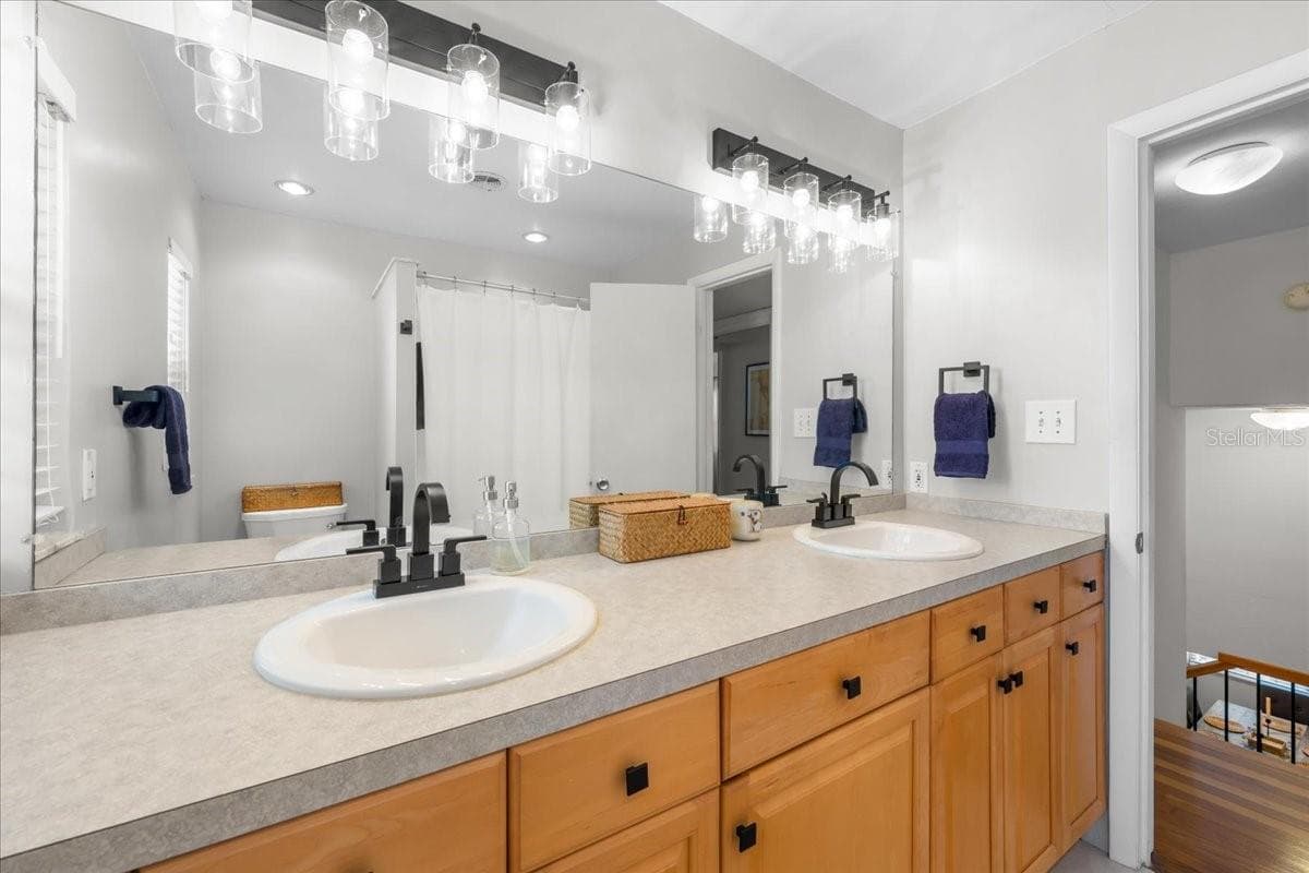 Single Family Residence at 3528 FOSTER HILL DR N, ST PETERSBURG, photo 32 of 59