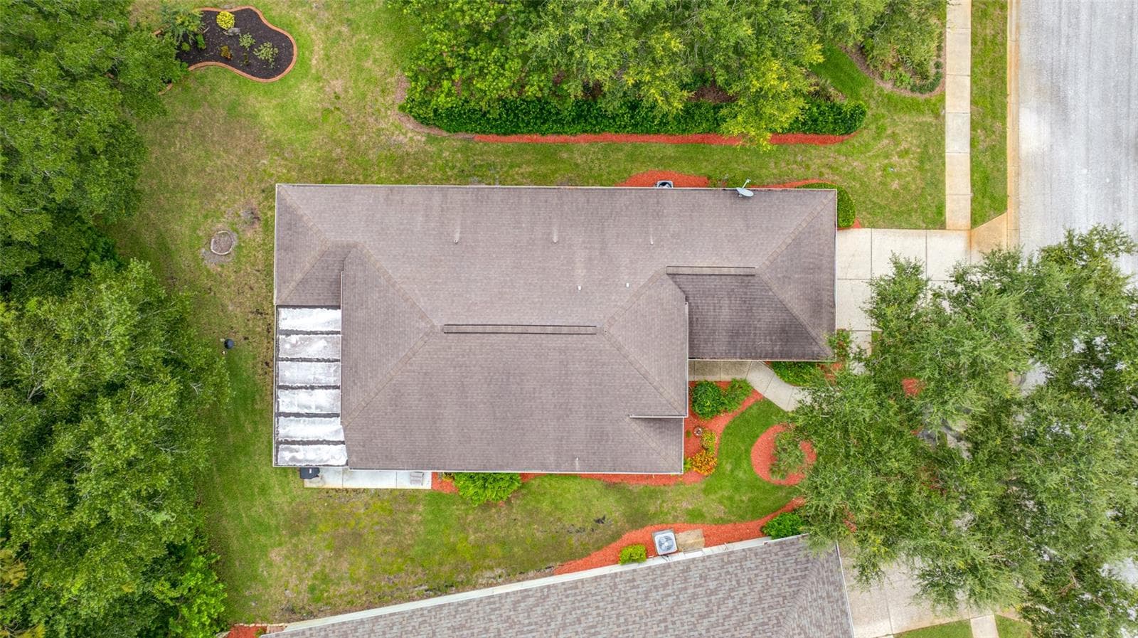 Single Family Residence at 1044 DALESIDE LN, NEW PORT RICHEY, photo 39 of 48