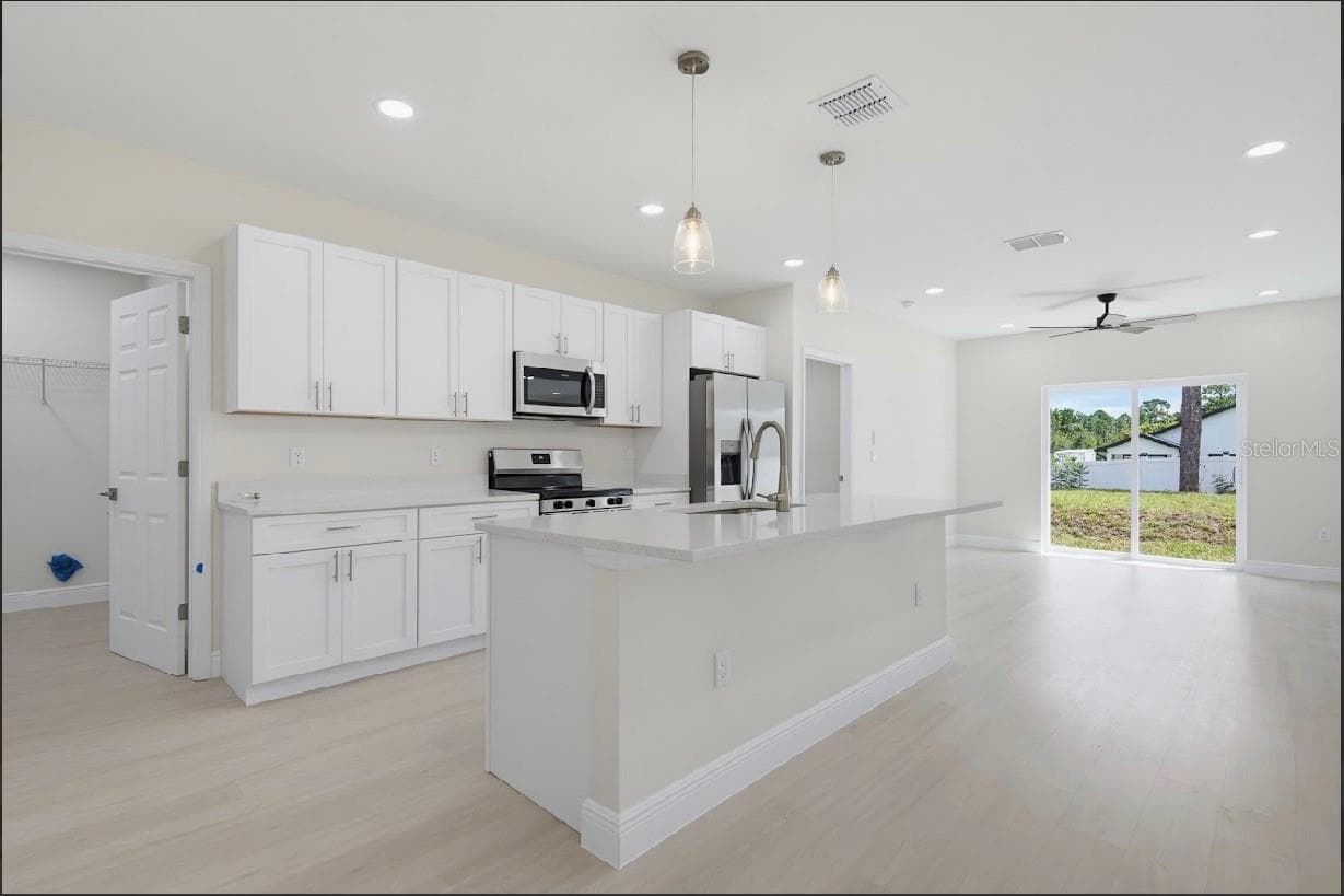 Kitchen - 995 9TH AVE, DELAND