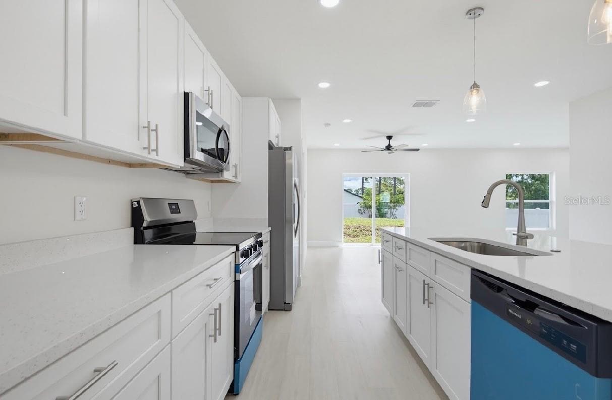 Kitchen - 995 9TH AVE, DELAND