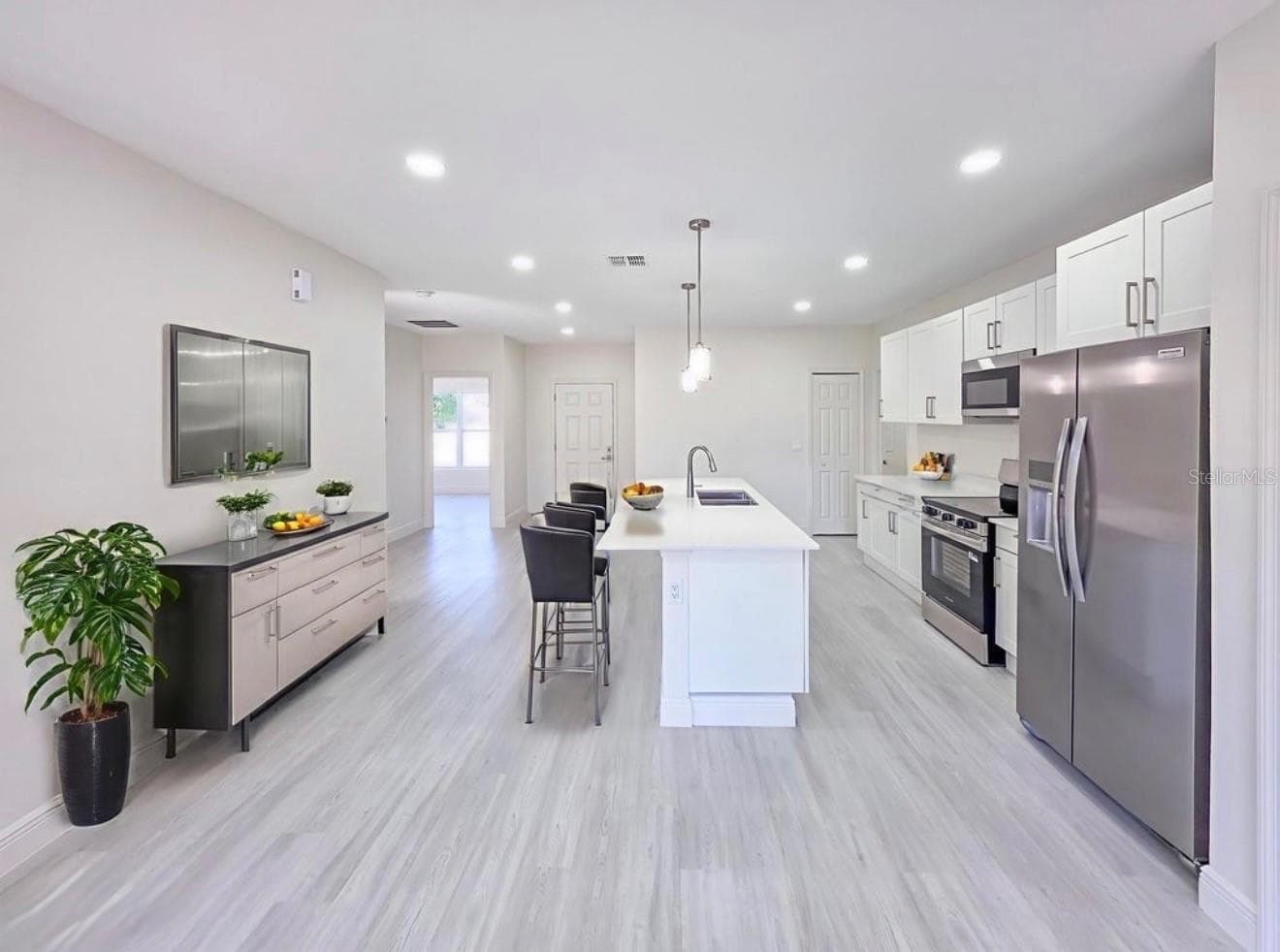 Kitchen & Dining - 995 9TH AVE, DELAND