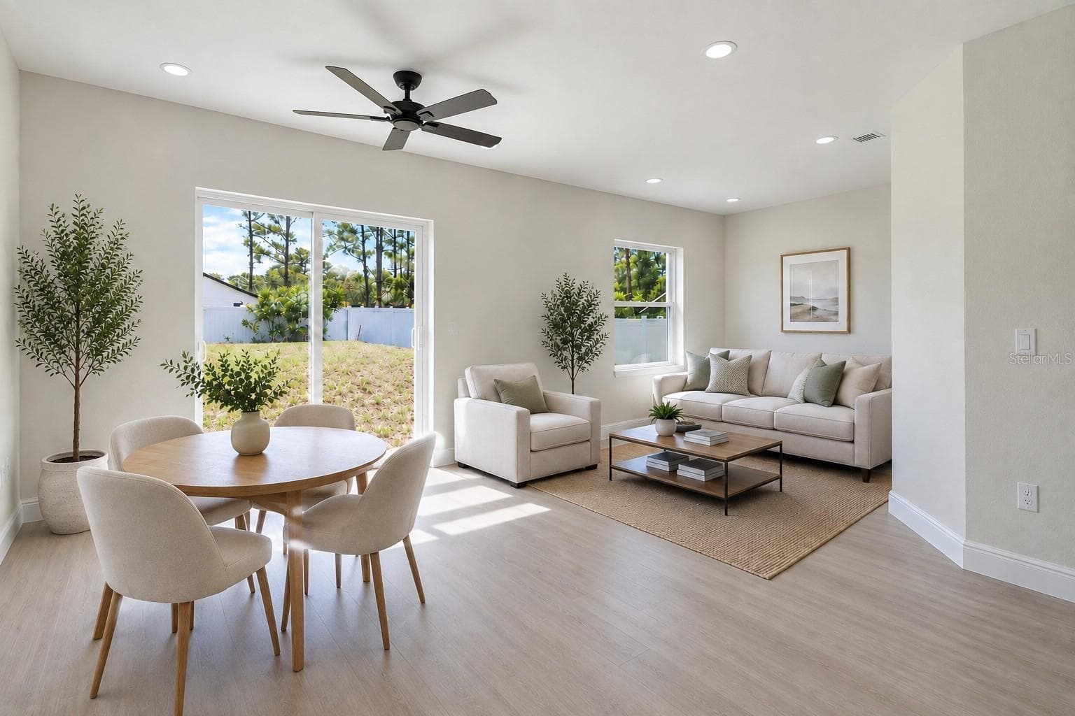 Living - Staged - 995 9TH AVE, DELAND