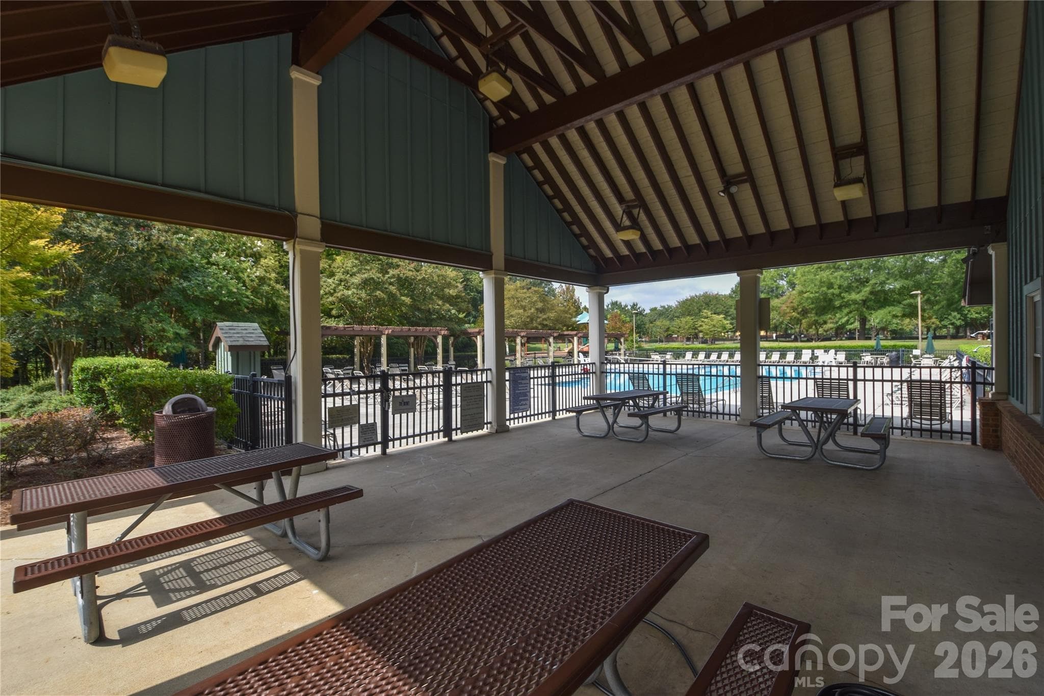 Condominium at 8332 Highland Glen Drive, Charlotte, photo 24 of 25