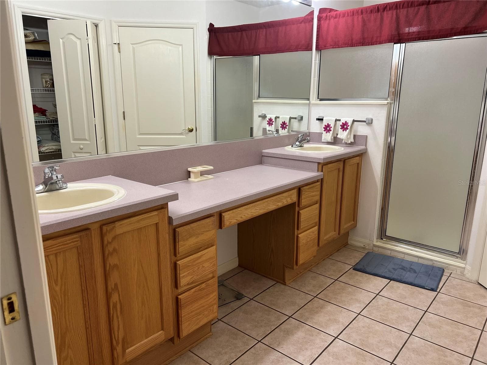 Primary Bathroom En- Suite with Double Bowl - 1842 PUERTO BELLO DR, THE VILLAGES