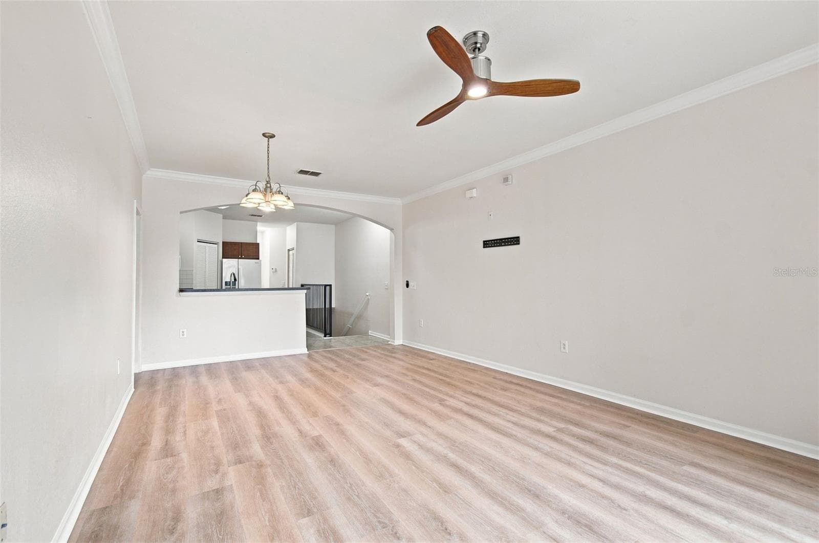 Living room - 2151 CHIANTI PL #12-122, PALM HARBOR
