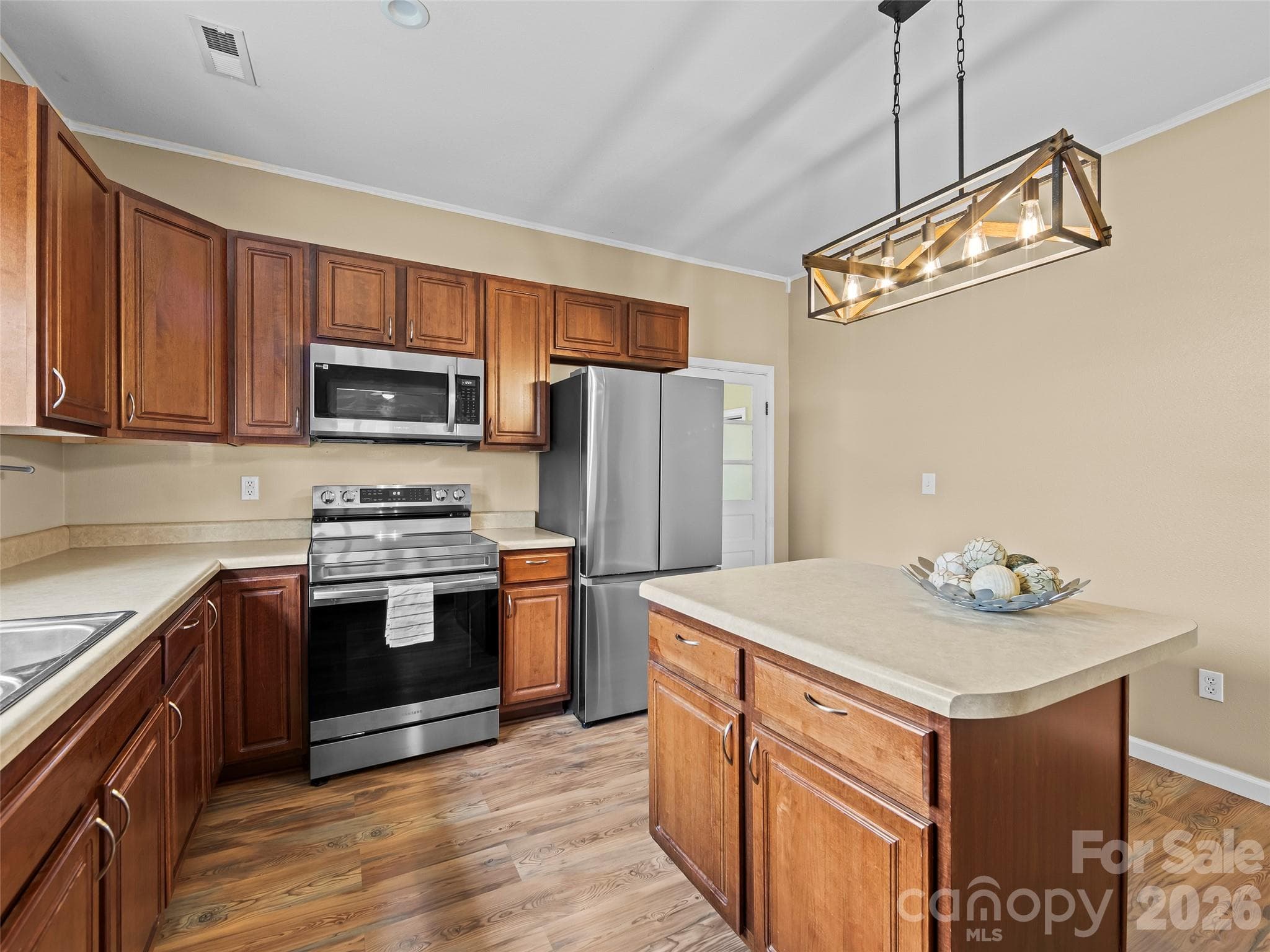 Single Family Residence at 43 Avery Street, Waynesville, photo 14 of 34