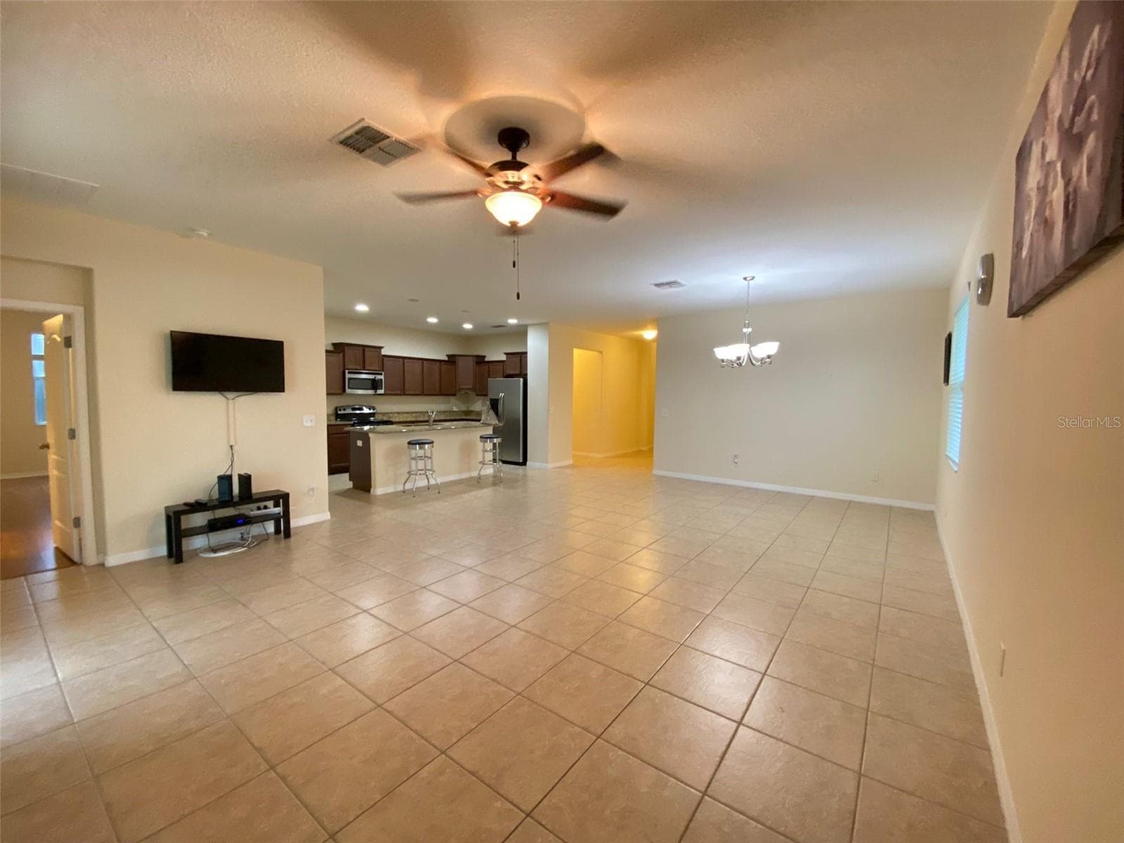 Single Family Residence at 2555 CARRICKTON CIR, ORLANDO, photo 4 of 34