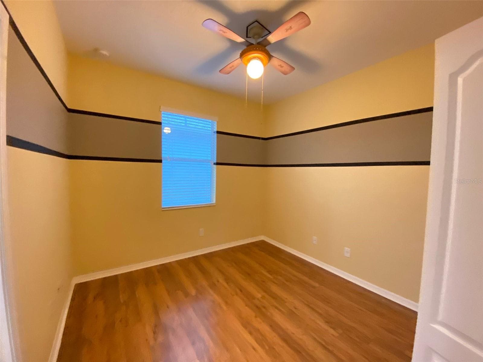 Single Family Residence at 2555 CARRICKTON CIR, ORLANDO, photo 18 of 34