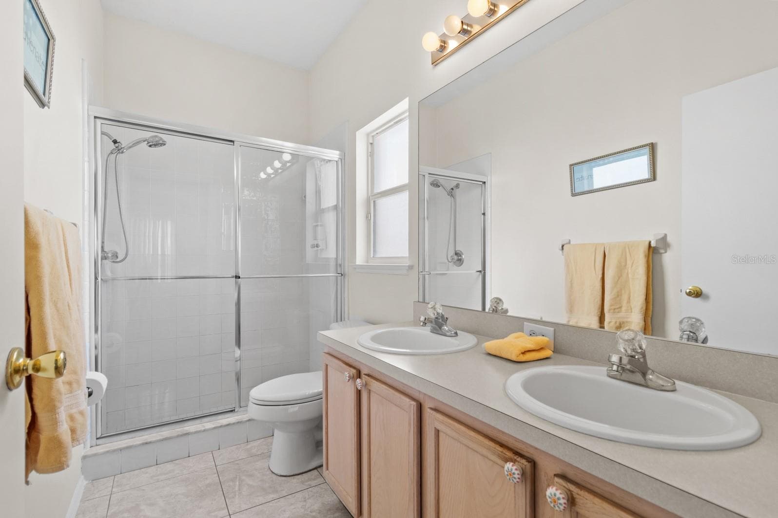 Single Family Residence at 13037 LILY POND CT, ORLANDO, photo 11 of 30