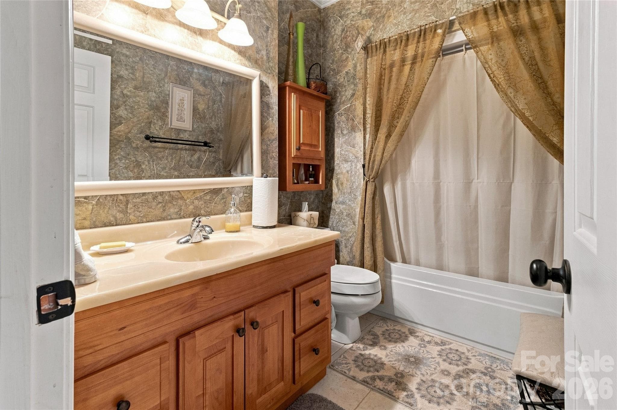 Single Family Residence at 1808 Country Garden Drive, Shelby, photo 29 of 48