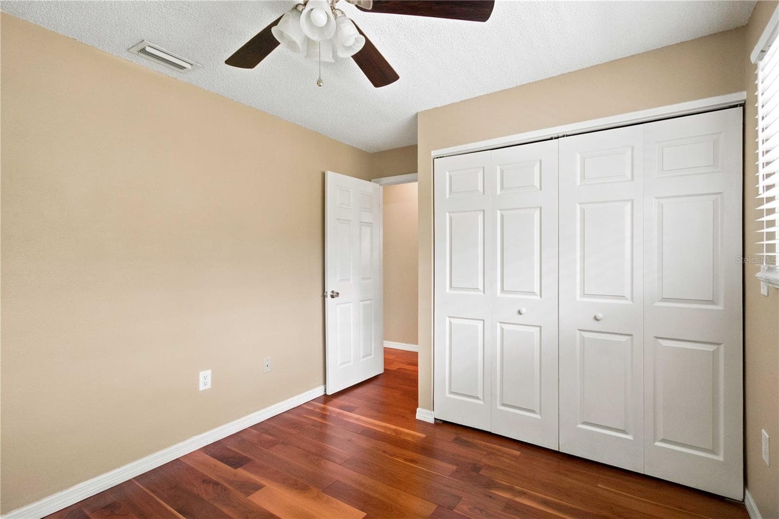 Condominium at 1006 LONGFELLOW CT, SARASOTA, photo 23 of 55