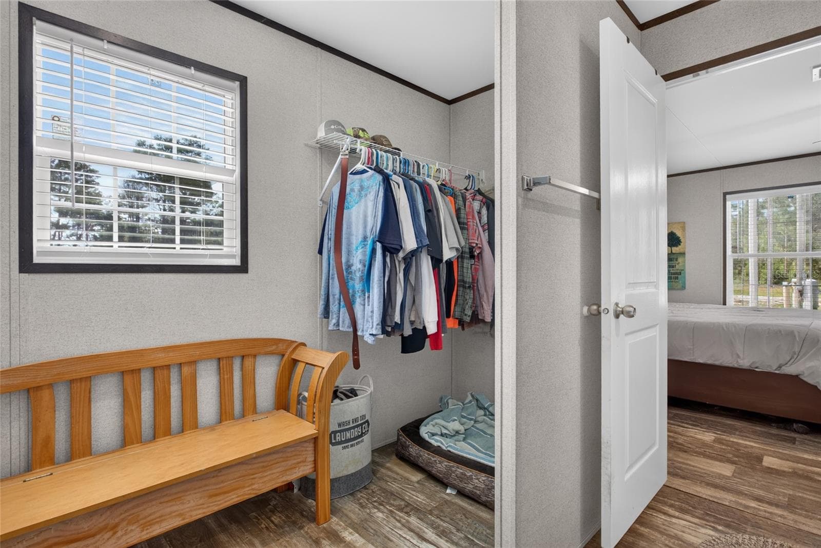Manufactured Home at 79 NE 91ST ST, BRANFORD, photo 23 of 43