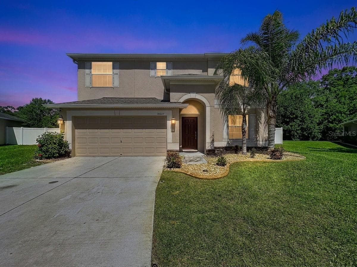 18607 BRIAR OAKS DR