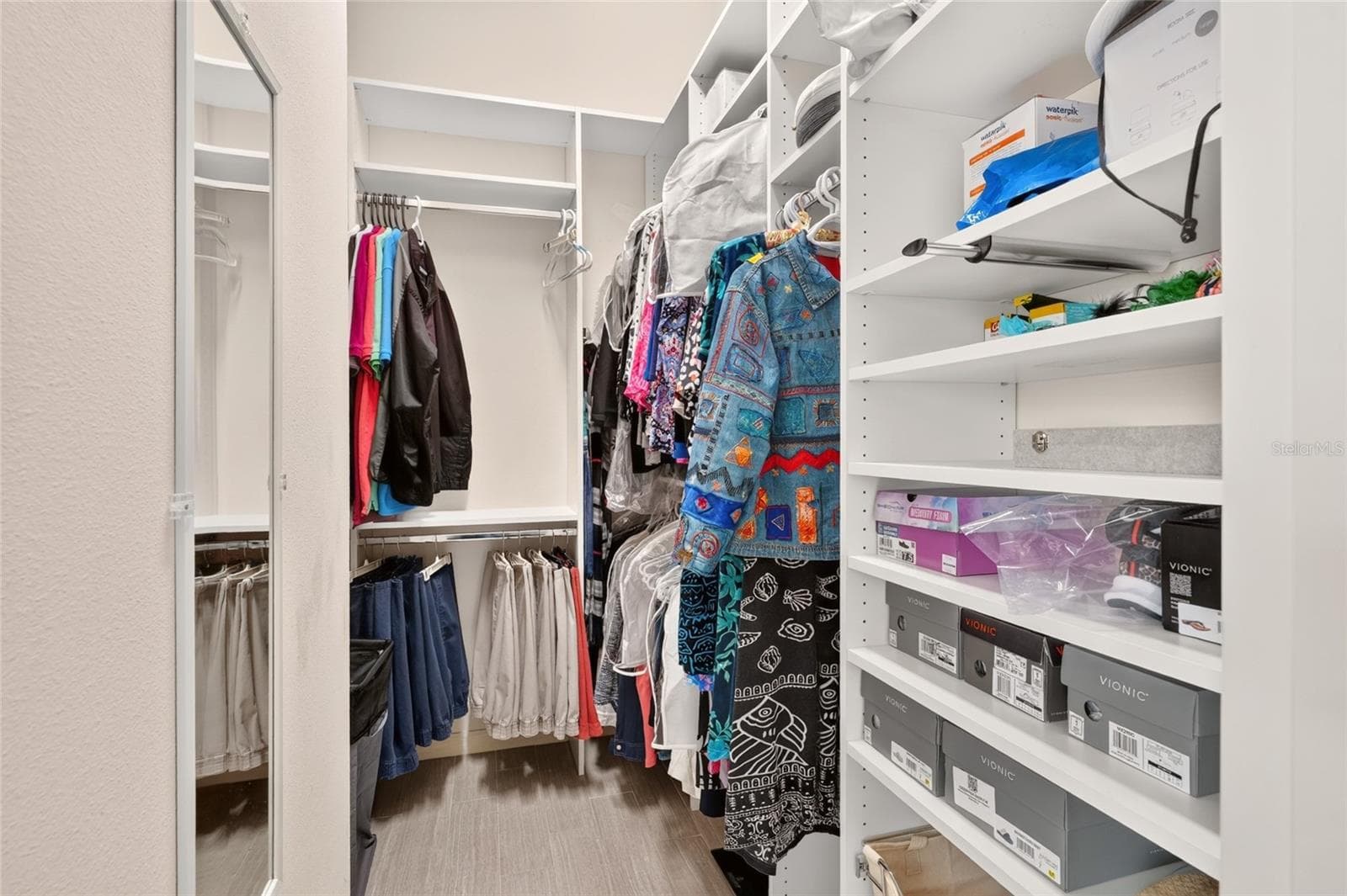Walk-In Custom Closet - 2207 JETTA WAY, THE VILLAGES