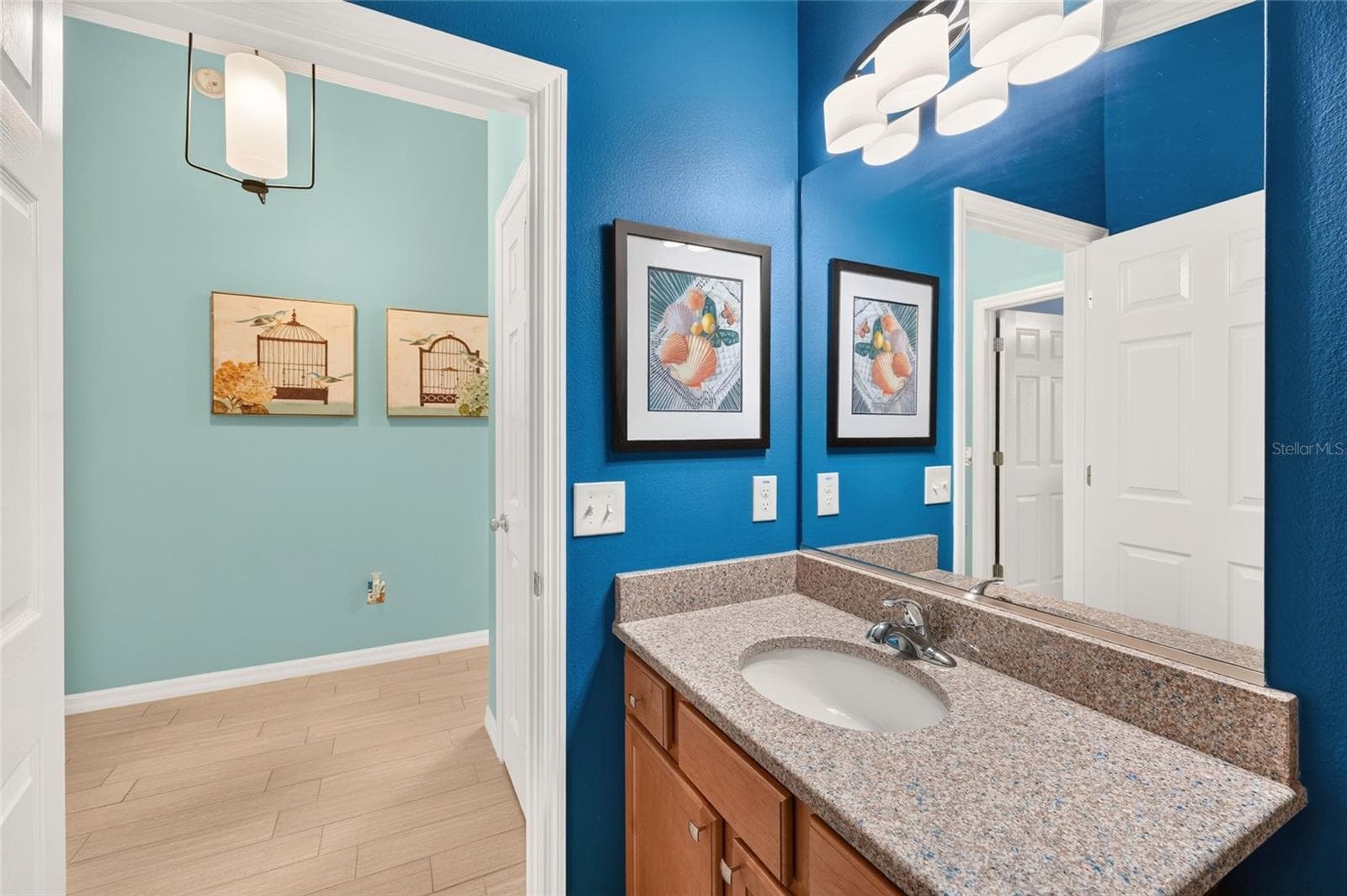 Guest Bathroom - 2207 JETTA WAY, THE VILLAGES