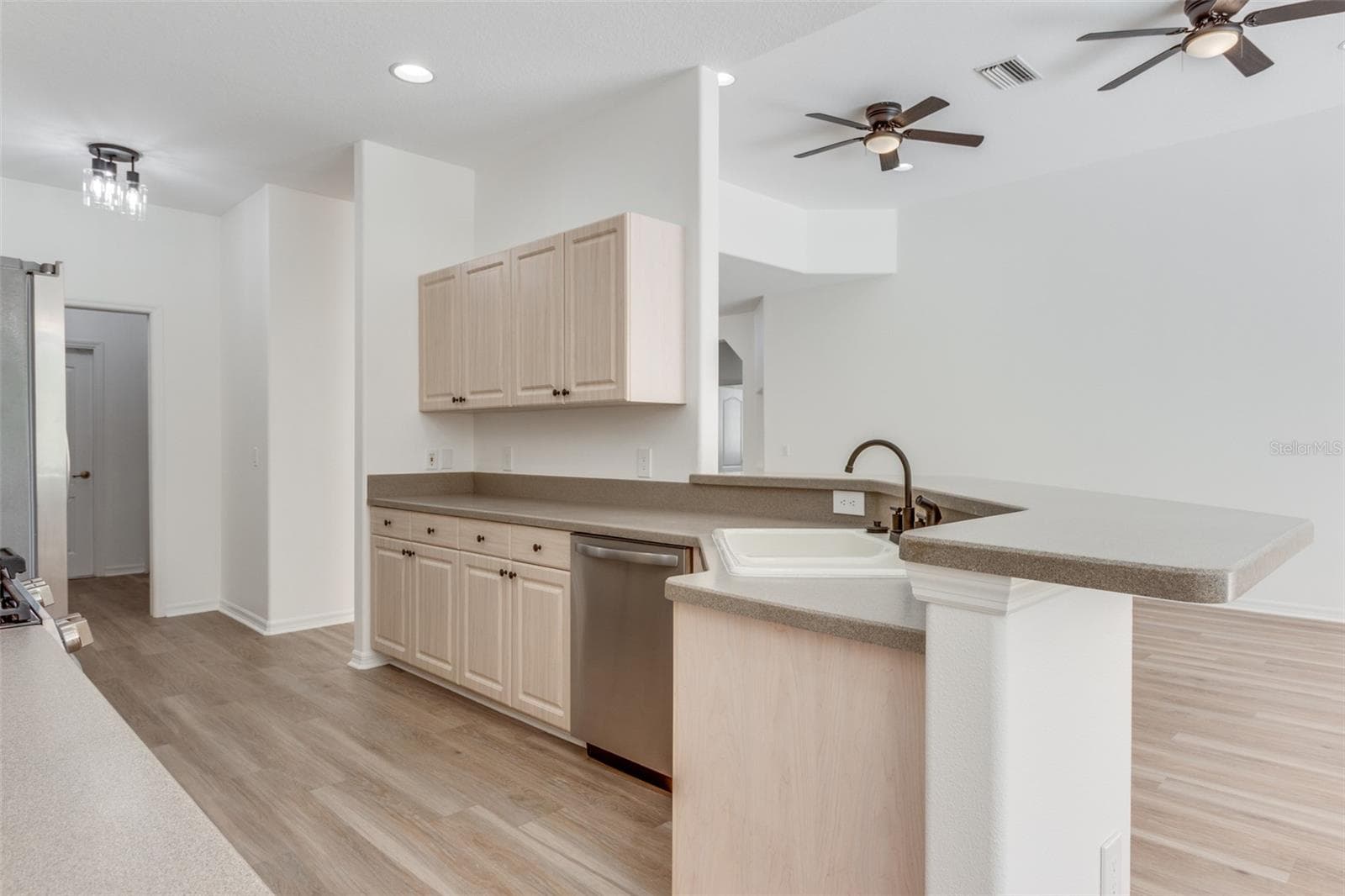 Single Family Residence at 5174 PINE SHADOW LN, NORTH PORT, photo 15 of 55
