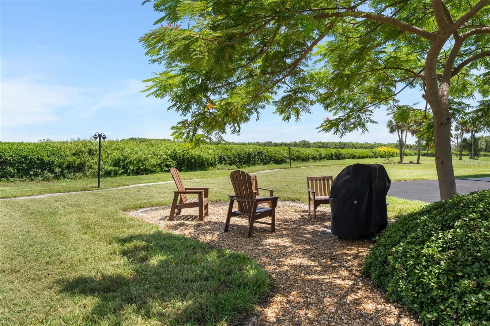 BBQ GRILL & FIRE PIT - 4800 GULF OF MEXICO DR #PH 3, LONGBOAT KEY