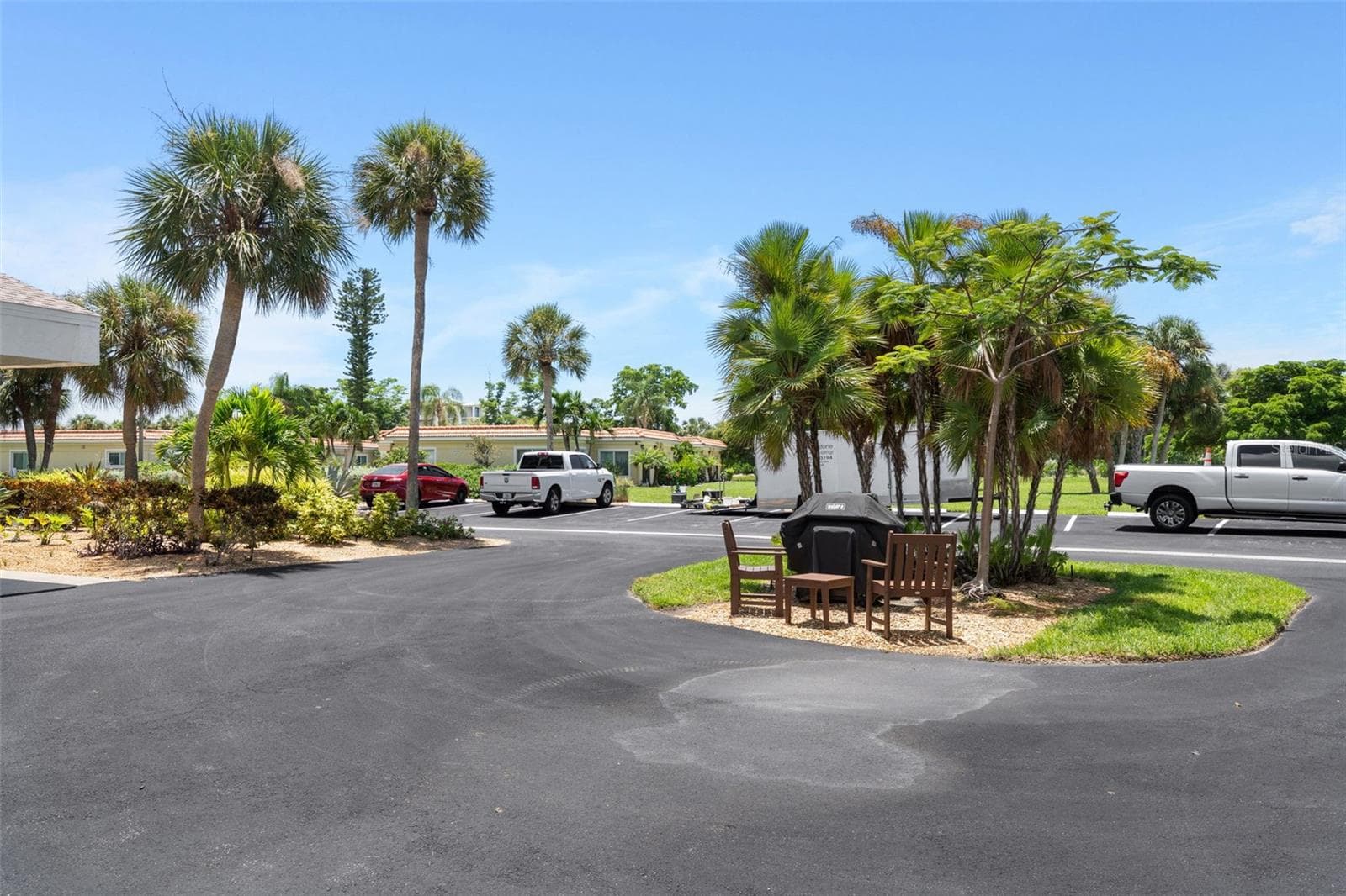 BBQ GRILLS - 4800 GULF OF MEXICO DR #PH 3, LONGBOAT KEY