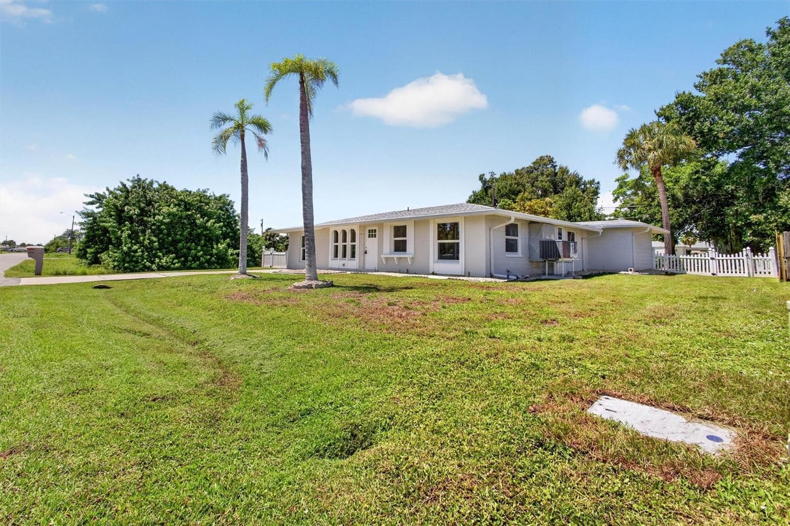Single Family Residence at 312 READING ST NW, PORT CHARLOTTE, photo 15 of 54