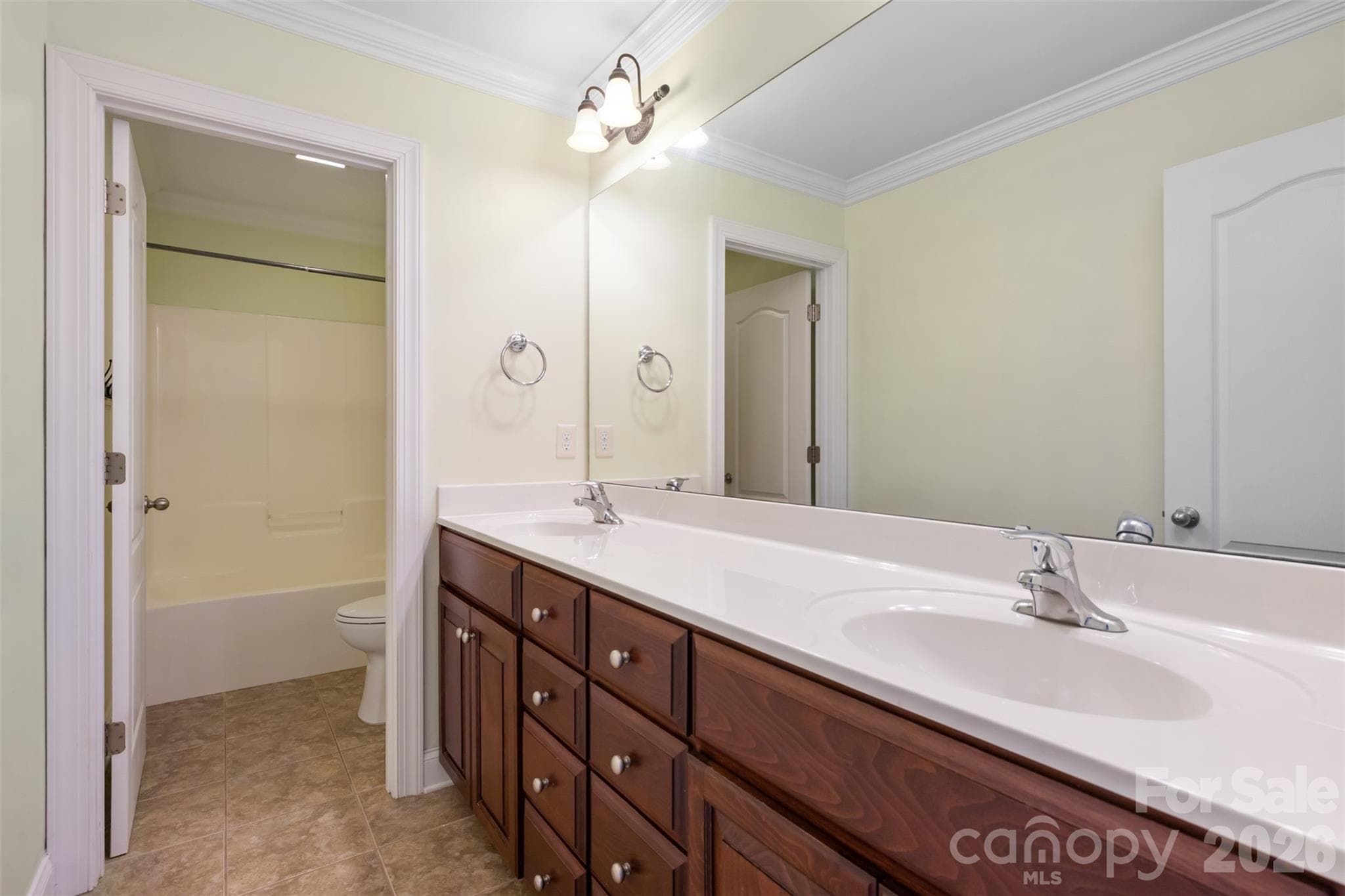 Upstairs secondary bathroom - Gastonia