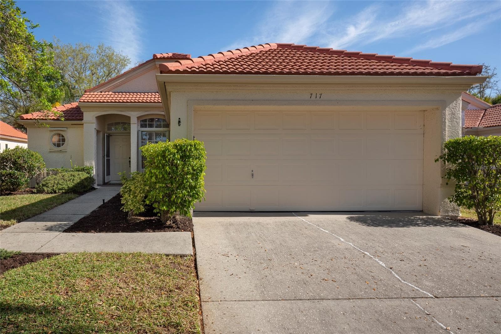 Villa at 717 LIGHTHOUSE DR, TARPON SPRINGS, photo 2 of 29