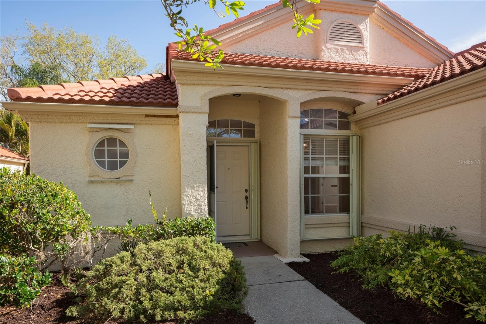 Villa at 717 LIGHTHOUSE DR, TARPON SPRINGS, photo 3 of 29
