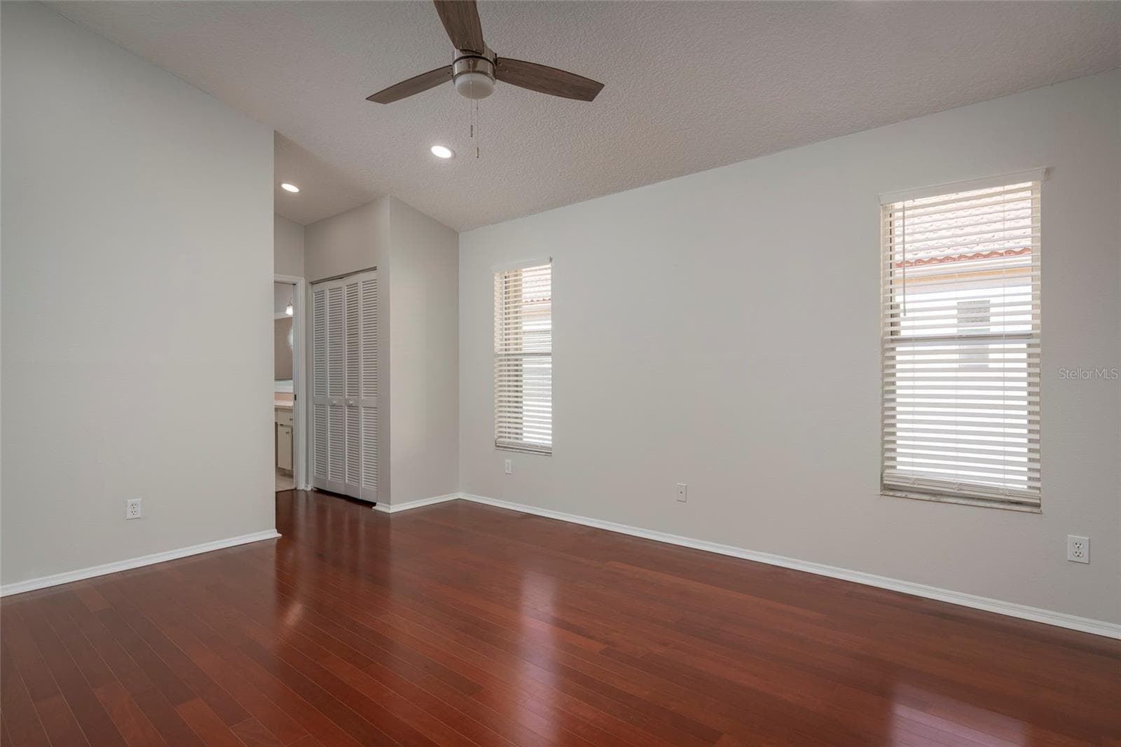 Villa at 717 LIGHTHOUSE DR, TARPON SPRINGS, photo 14 of 29