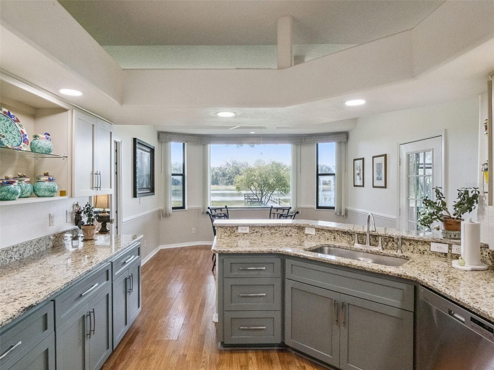 Single Family Residence at 21824 TARTAN ST, LEESBURG, photo 14 of 62