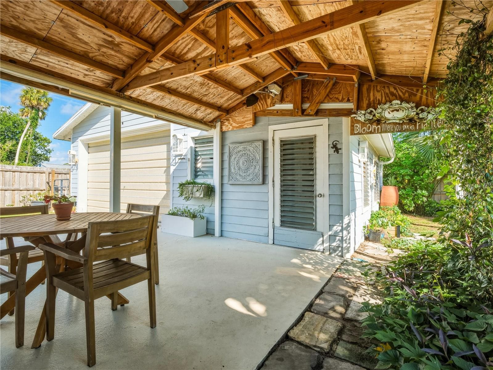 Single Family Residence at 125 DIXWOOD AVE, EDGEWATER, photo 41 of 54