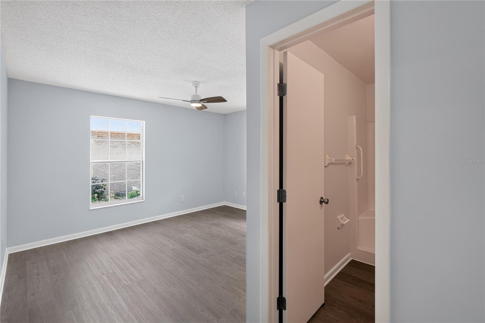Single Family Residence at 1432 THOUSAND ROSES DR S, LAKE WALES, photo 6 of 15