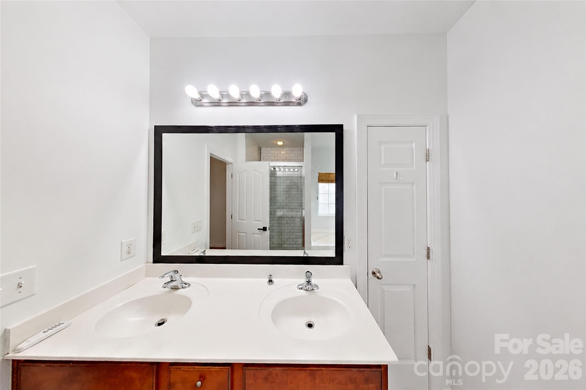 Single Family Residence at 104 Planters Drive, Statesville, photo 21 of 42