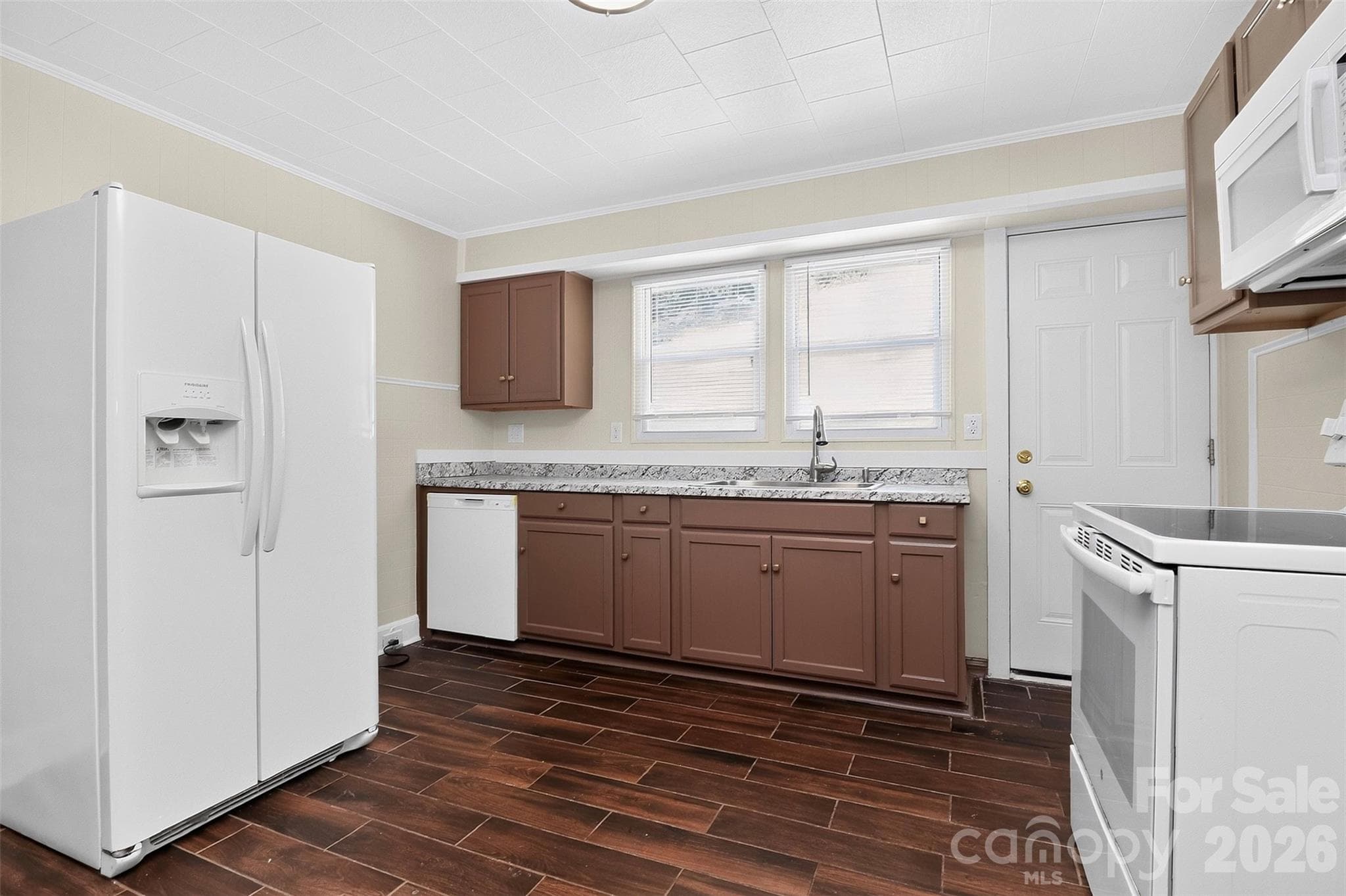 Single Family Residence at 1142 Eisenhower Road, Rock Hill, photo 13 of 33