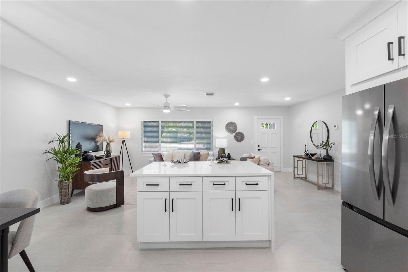 Single Family Residence at 1601 HARDWOOD DR, CLEARWATER, photo 10 of 38