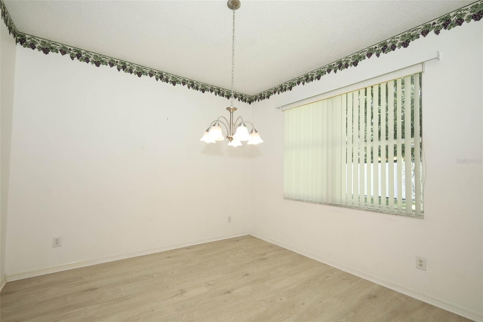 Dining Room - 2247 WEKIVA VILLAGE LN, APOPKA