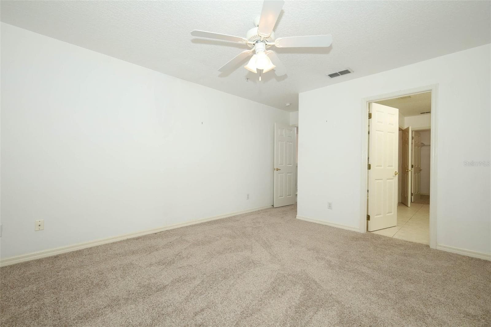 Primary View 3 - 2247 WEKIVA VILLAGE LN, APOPKA