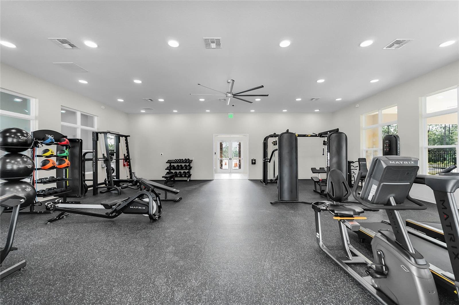 Single Family Residence at 3038 KINGSMAN TRL, ORMOND BEACH, photo 32 of 61