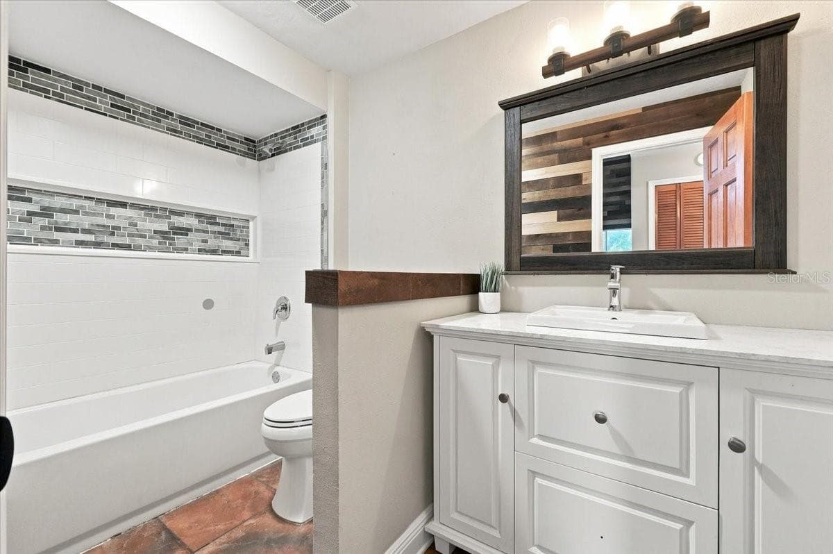Single Family Residence at 20828 MAXIM PKWY, ORLANDO, photo 11 of 24