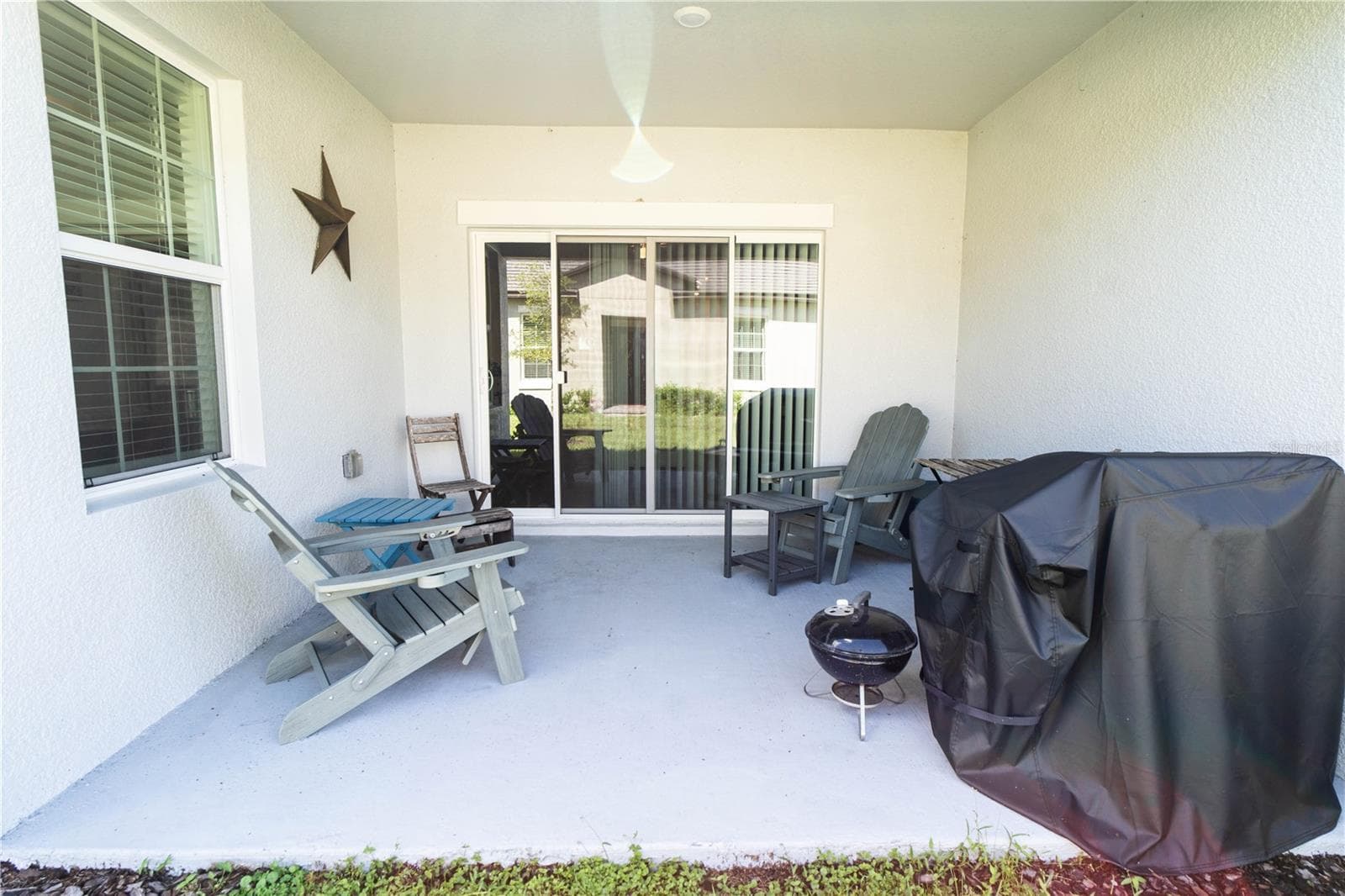 Lanai - 10857 RUSTIC EVE CT, LAND O LAKES