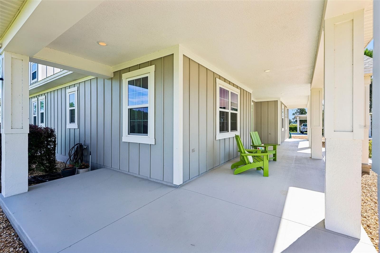Wraparound Front Porch - 2088 NW 102ND BLVD, WILDWOOD
