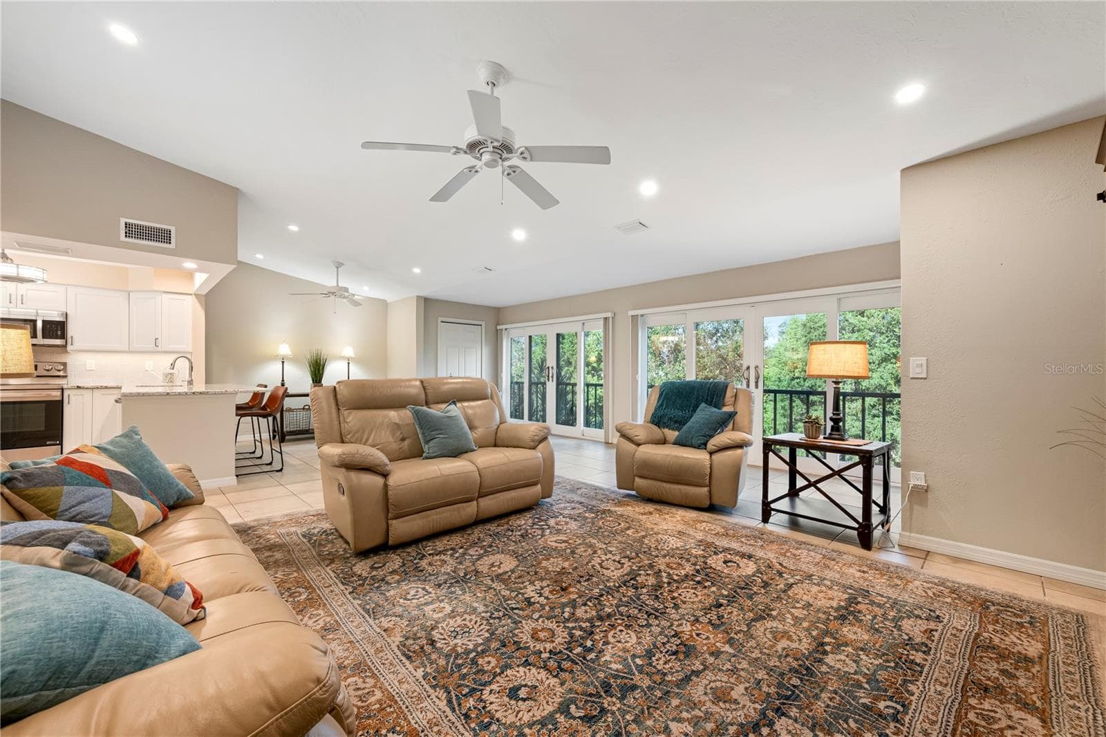 Condominium at 2756 CLUBHOUSE DR #202, SARASOTA, photo 9 of 34
