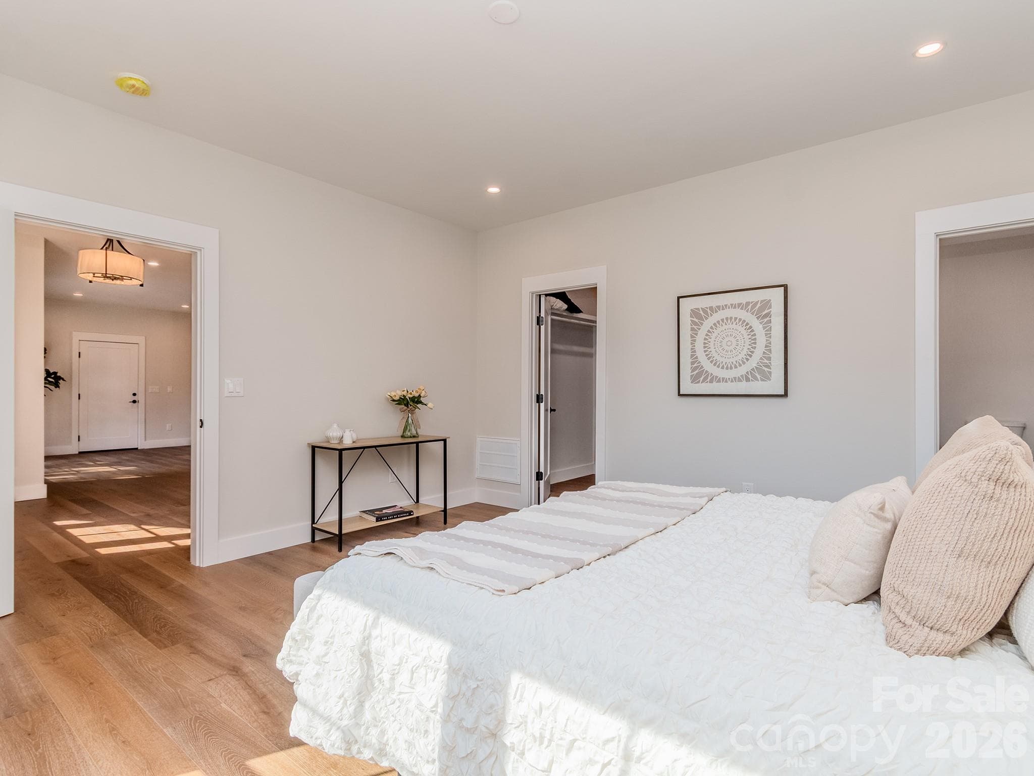 Primary bedroom on main - 4899 Moonlite Bay Drive, Sherrills Ford