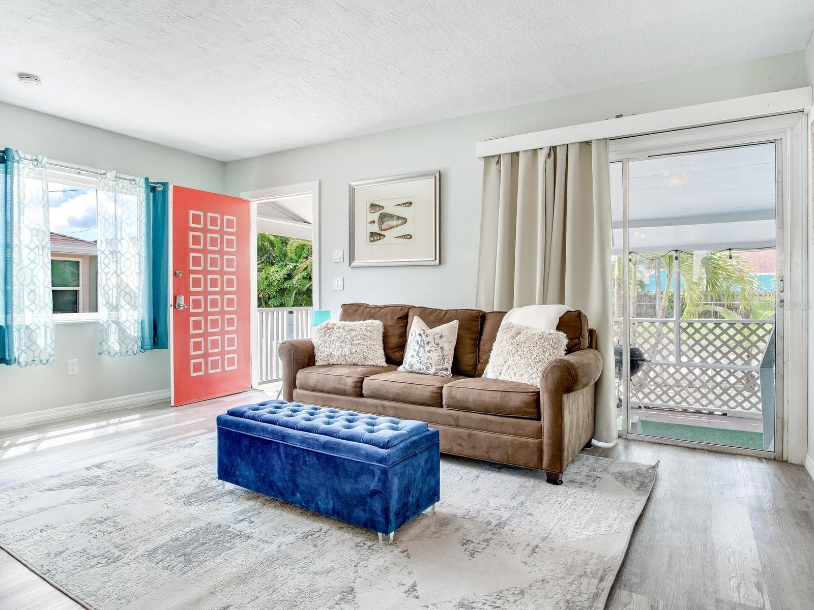 Living Room - 120 93RD AVE, TREASURE ISLAND