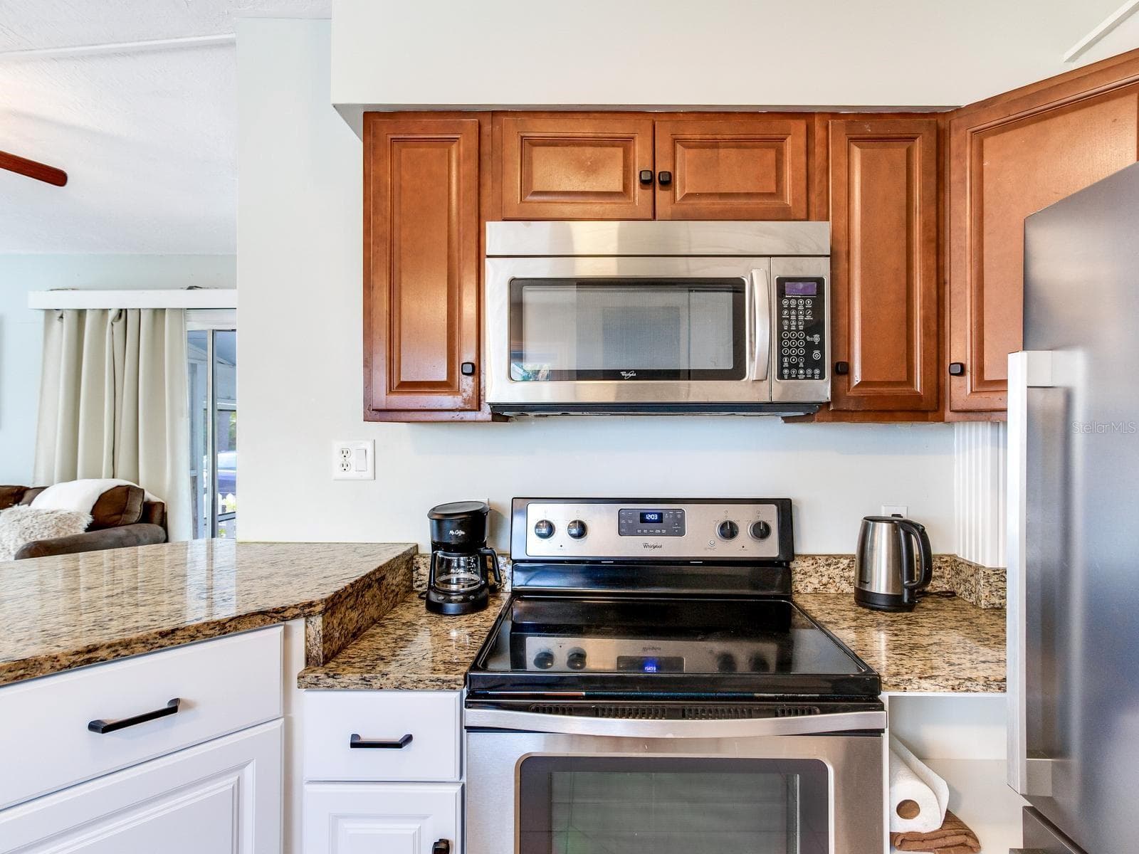 Kitchen - 120 93RD AVE, TREASURE ISLAND