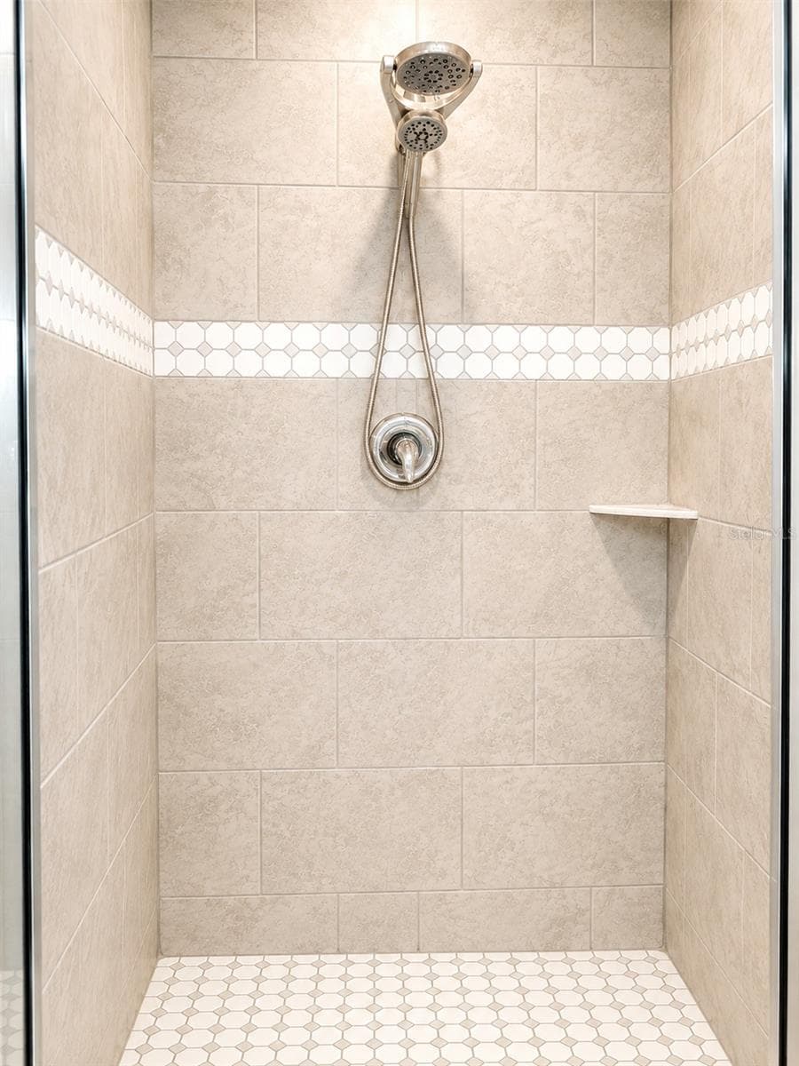 Single Family Residence at 10114 BRIAR CIR, HUDSON, photo 11 of 23