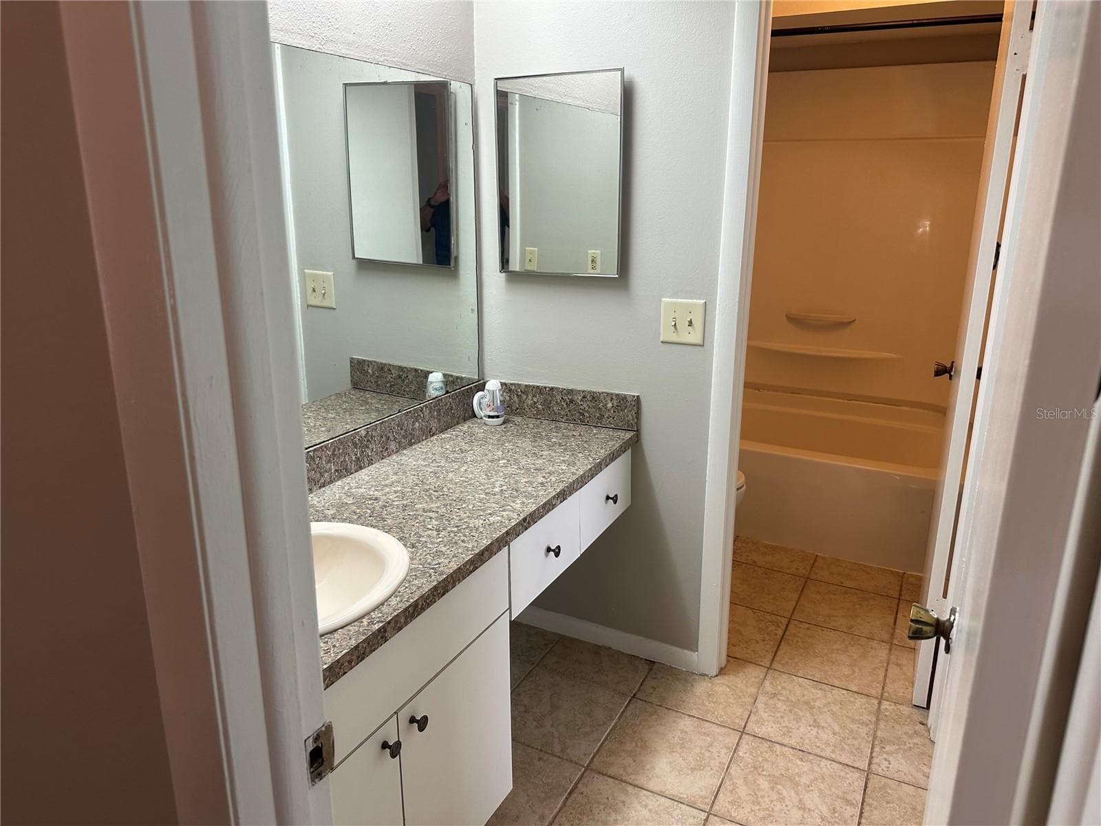 Townhouse at 14752 MORNING DR, LUTZ, photo 22 of 31