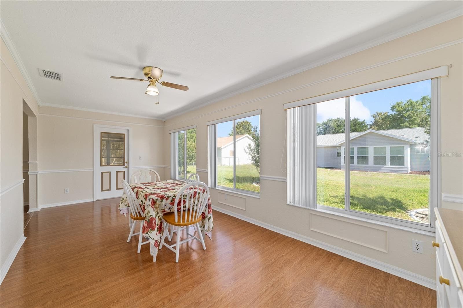 FLORIDA ROOM - 11283 SW 139TH PL, DUNNELLON