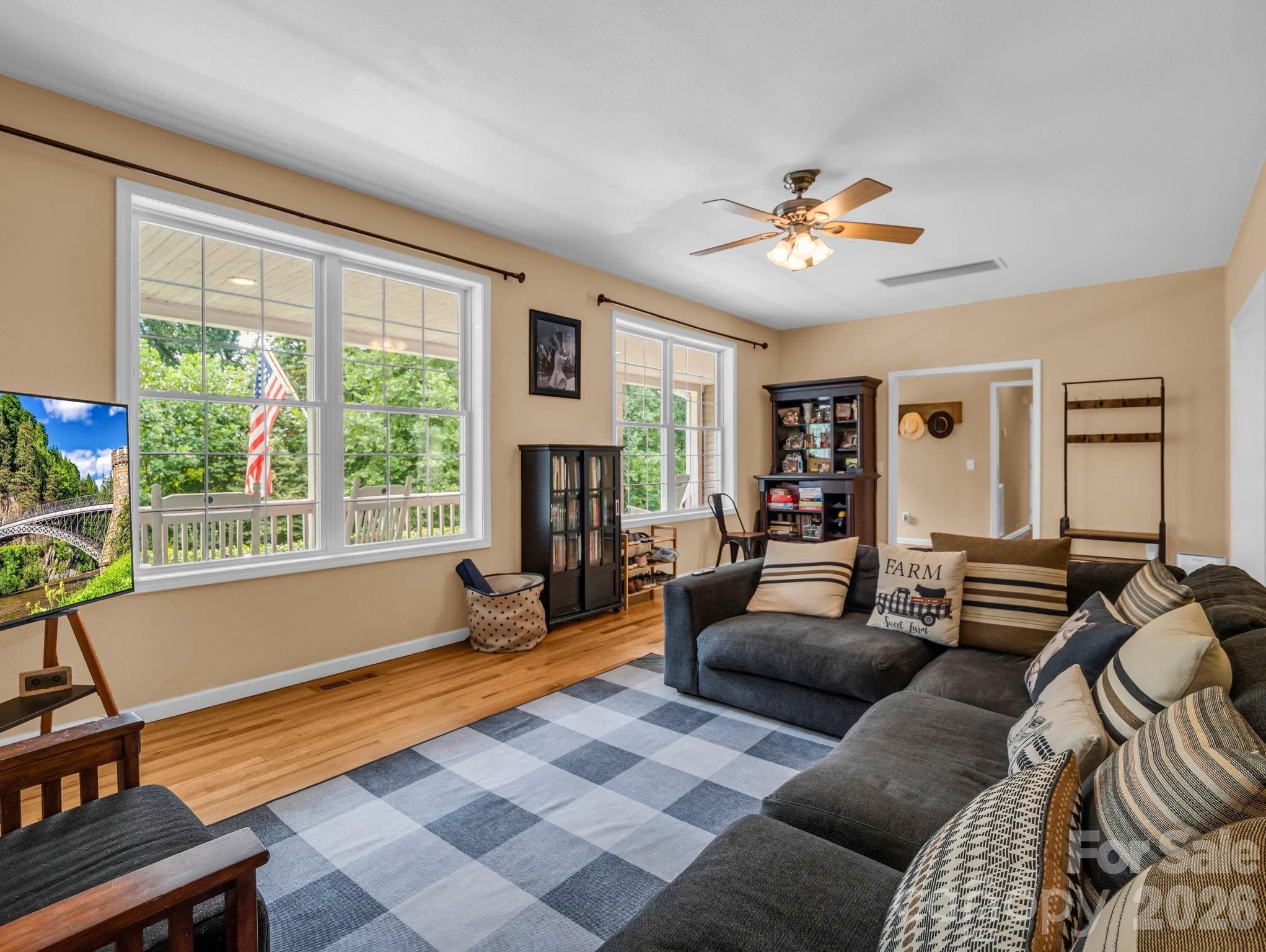 Single Family Residence at 136 Limousine Lane, Pisgah Forest, photo 6 of 45